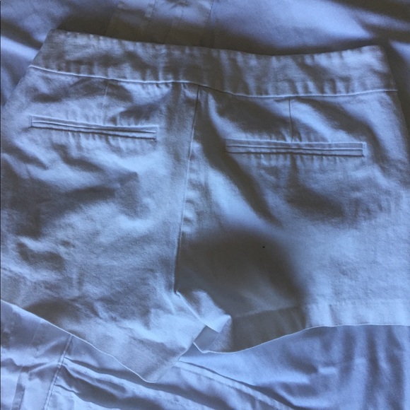 White shorts - Picture 2 of 3